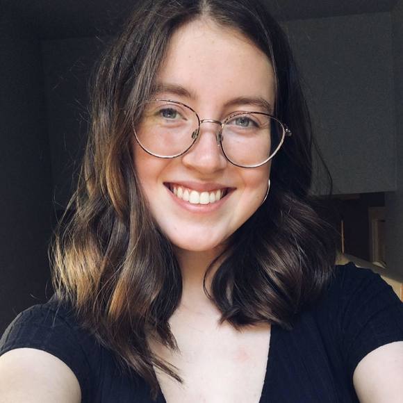 Meet your Posher, Jasmine - Picture 1 of 3